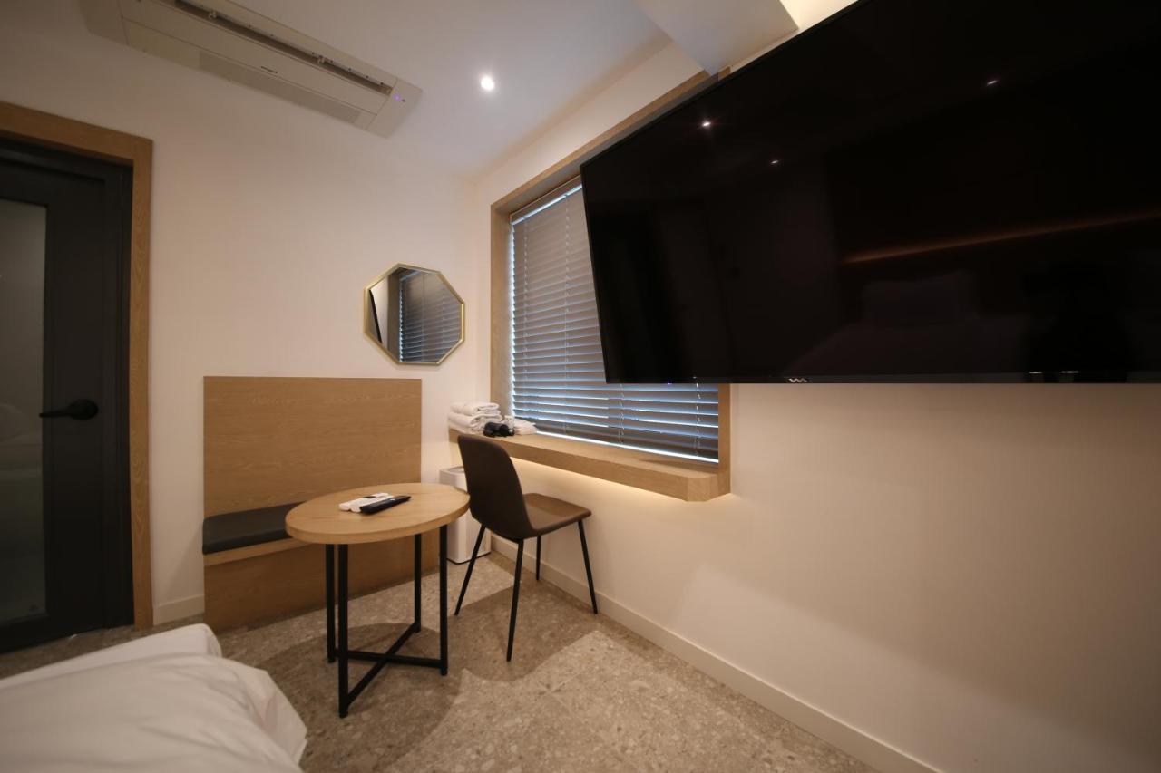 Hotel Vantt Gwangju Metropolitan City Екстериор снимка