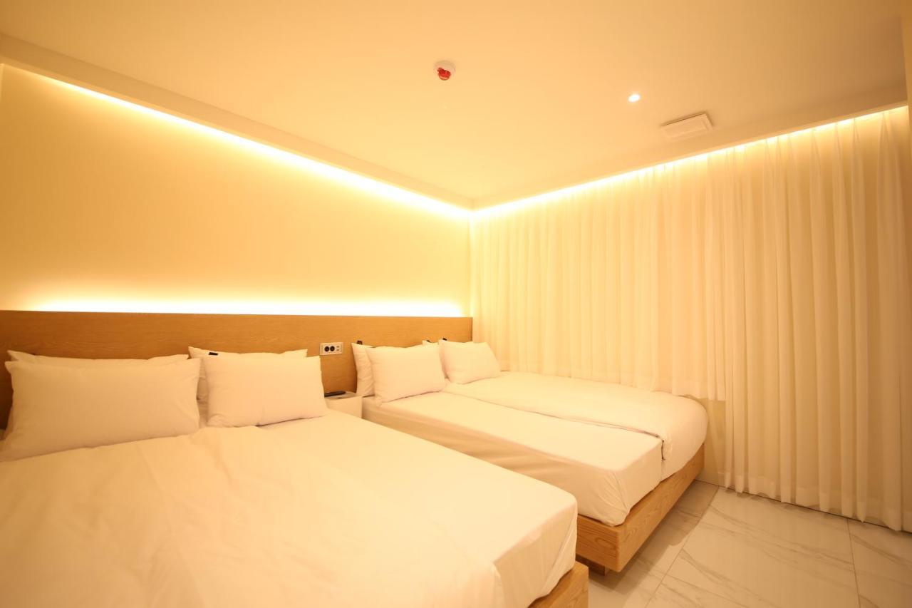 Hotel Vantt Gwangju Metropolitan City Екстериор снимка